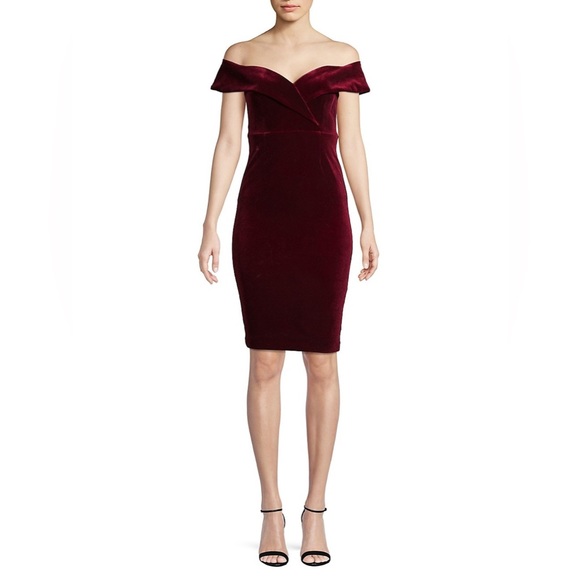 Bardot Dresses & Skirts - Bardot Bella Velvet Dress